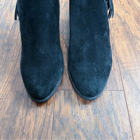 Vionic • Faros Fringed Bootie ankle boot black suede heeled studded orthotic - Picture 6 of 13